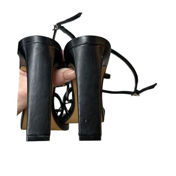 Express High Heels Black Strappy Ankle Wrap Sandal Size 10 - Picture 14 of 17